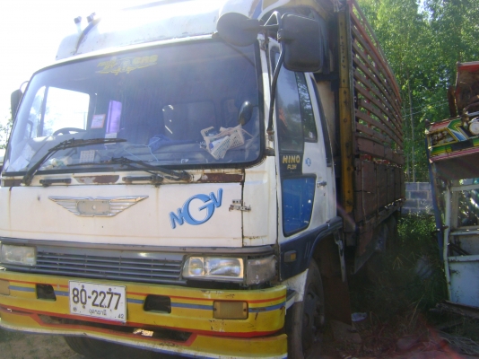 ฮีโน่ EH700  168 แรง  ( ขายตามสภาพ ) ราคา  350,000  บาท