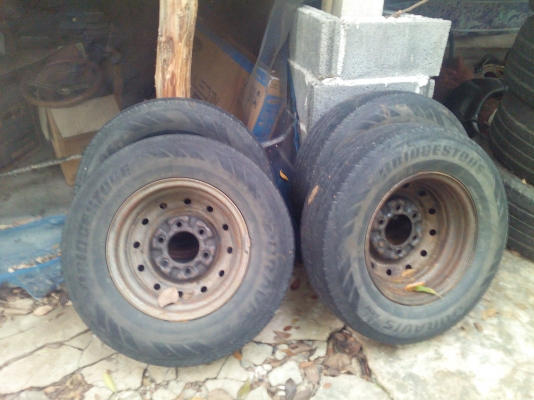 ขายกะทะ6รูใส่อีซูซุพร้อมยางขอบ14จัดไปถูกๆ1ชุด