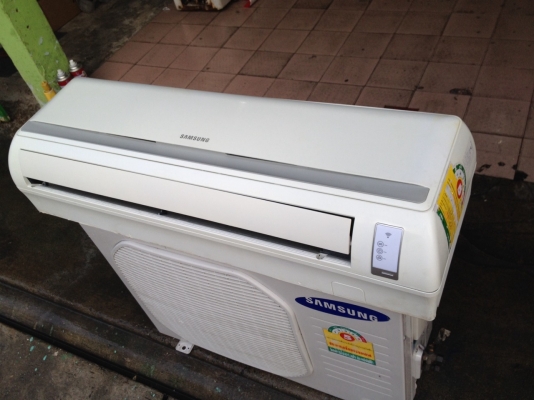 **** ขายแอร์ Samsung 12500 BTU สภาพสวย ****
