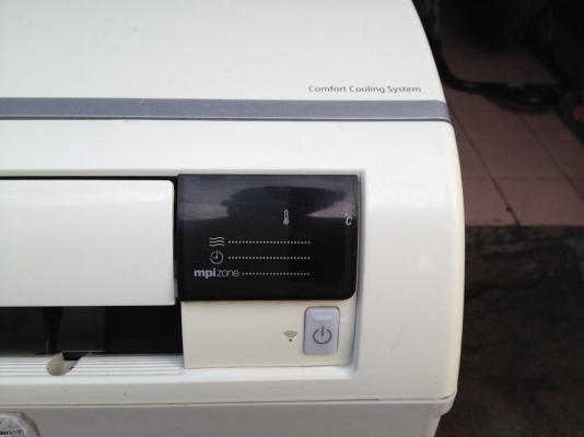 **** ขายแอร์ Samsung 9000 BTU ตัว TOP ****