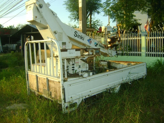 ขายกระเช้า TADANO   ตามภาพ  ราคา  52,000  บาท