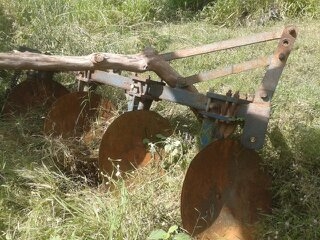 ต้องการขาย ฟอร์ด 6600  ที่ 6  หางครบ  3  , 7 ใบมีด  หางเสียบ