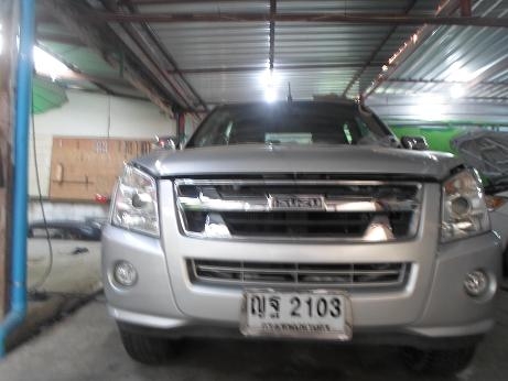ขายรถ isuzu cab4 2.5  2011
