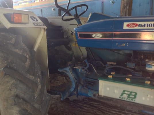 ขายรถไถ ford 7700 เทอโบ