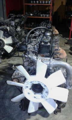 ขายเครื่องยนต์ อีซูซุ240(6SD 1)สภาพสวย,ข้อแสตนดาร์ด ติดดี ไม่หลวมแน่นอน