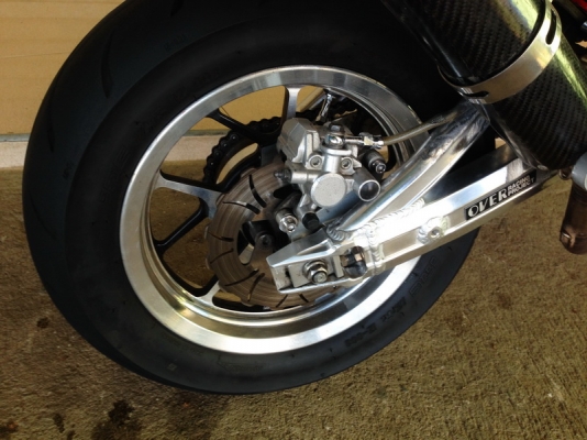 __KSR แต่งสวยๆ แถมอะไหล่หนึ่งกองใหญ่ $ 35,000__