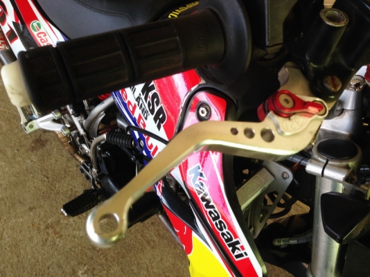 __KSR แต่งสวยๆ แถมอะไหล่หนึ่งกองใหญ่ $ 35,000__