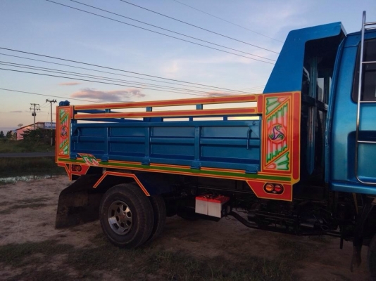 ขายรถ6ล้อดั้ม