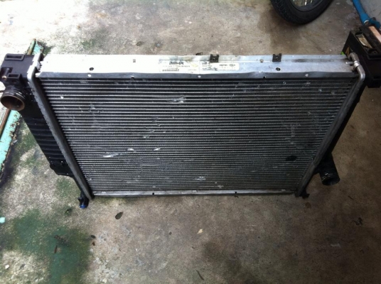 หม้อน้ำ E36 มิเนียม 300 บาท