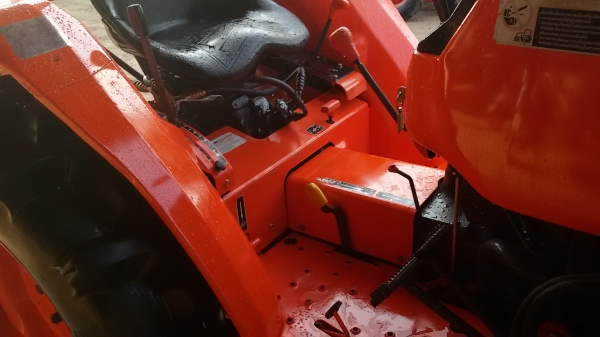 ปัญญาแทรคเตอร์มาแล้ว...จัดมาให้ครับ คูโบต้า L2808 ใบมีด  เล่มทะเบียนพร้อม ส่งทั่วไทย