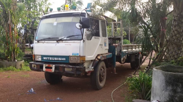 ขายMITSUBISHI EURO ปี43 เครื่อง225แรง ยาว7.20เมตร ติดเครน5t Super Z 3ปลอก2ชัก สภาพพร้อมใช้งาน เอกสารพร้อมโอน สนใจโทร 090-8588220คุณนะ ID:narong498 หรือ www.truck.in.th/498