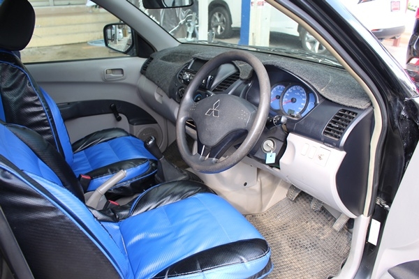 รถสวยพร้อมใช้งาน เครื่องช่วงล่างดี แอร์หนาว เอกสารครบพร้อมโอน