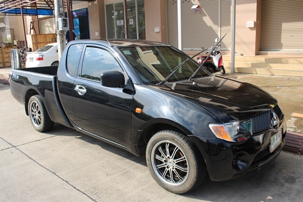 รถสวยพร้อมใช้งาน เครื่องช่วงล่างดี แอร์หนาว เอกสารครบพร้อมโอน