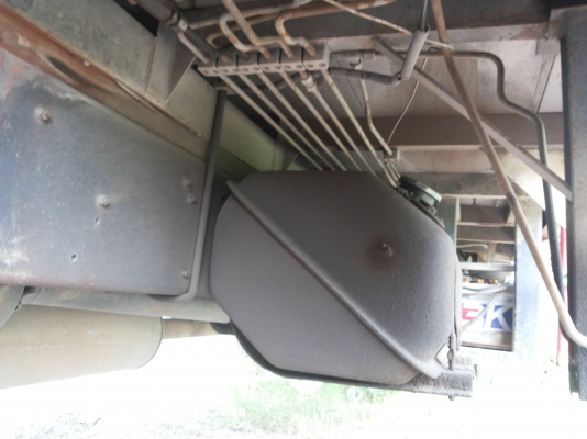 ขายตู้เปิดปีกบินได้80000