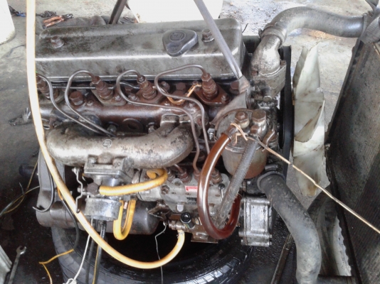 ขายเครื่องtoyota 4 ล้อกลาง ดีเซล (กระทิงน้อย)