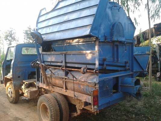 ขายรถ 6 ล้อtl เครื่อง85แรงพร้อมตู้นวดข้าว 6ฟุต