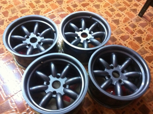 ขายล้อกล้วย ขอบ 15" กว้าง 8" 4:114 สภาพสวยงาม