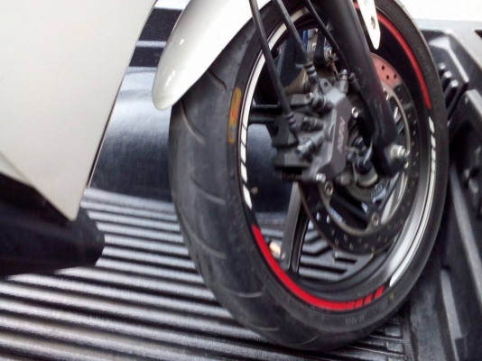 ขาย HONDA CBR 250 ABS ปี 55 สภาพเดิมๆ,เครื่องดี ไม่ดัง,ยางหน้า และหลังดอกหมดแล้ว,เล่มพร้อมชุดโอน
