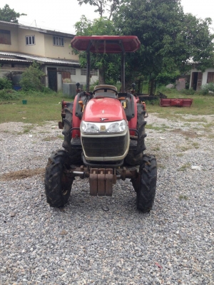 รถแทรกเตอร์ยันม่าร์ 35 แรงม้า 2 เพลา พร้อมอุปกรณ์ต่อพ่วง