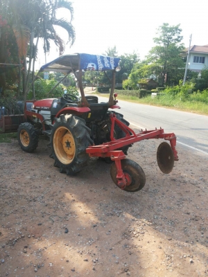รถแทรกเตอร์ยันม่าร์ 35 แรงม้า 2 เพลา พร้อมอุปกรณ์ต่อพ่วง รถแทรกเตอร์ยันม่าร์ 35 แรงม้า 2 เพลา พร้อมอุปกรณ์ต่อพ่วง