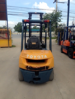 -:-*&bull;*ข า ย ร ถ ย ก เ ก่ า น อ ก*&bull;*-:-TOYOTA 7FG25 เสาสูง4เมตร งายาว1.20เมตร สนใจติดต่อ083-062-0223