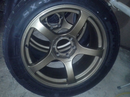 ขายล้อ 20 6รู   265 สวยๆ มีพร้อมยางครับ 2012