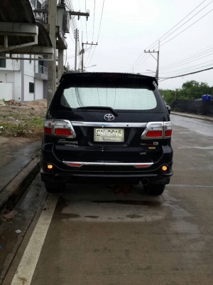 ขายรถบ้านTOYOTA FORTUNER3.0V เกียร์AT/WDดีเซลปี2010