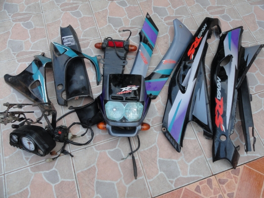 ขายชุดไฟเบอร์ โนวา rs มีทั้งไมล์-ไฟหน้า-ไฟท้าย  รอบคัน ถูกๆคับ