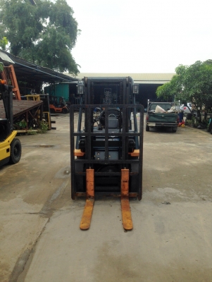 -:-*&bull;*ข า ย ร ถ ย ก เ ก่ า น อ ก*&bull;*-:-TOYOTA 7FG25 เสา3เมตร งายาว1.20เมตร แก๊สญี่ปุ่น สนใจติดต่อ083-062-0223(ปอนด์)