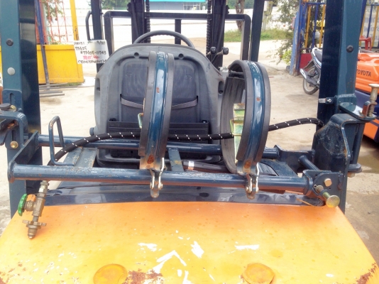 -:-*&bull;*ข า ย ร ถ ย ก เ ก่ า น อ ก*&bull;*-:-TOYOTA 7FG25 เสา3เมตร งายาว1.20เมตร แก๊สญี่ปุ่น สนใจติดต่อ083-062-0223(ปอนด์)