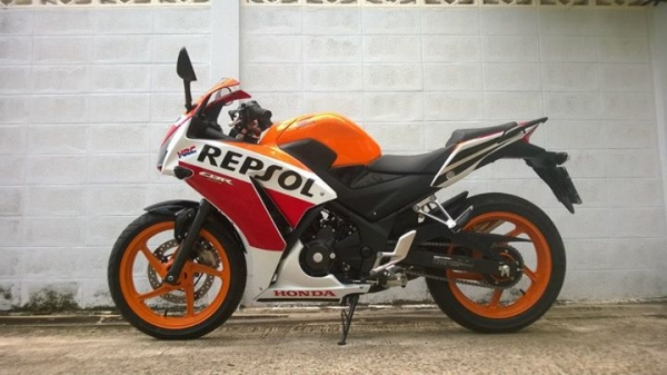 CBR300 2014 Repsol Edition วิ่ง 1300 ใหม่กริ๊บมือ 1 ถูก ต่อรองได้