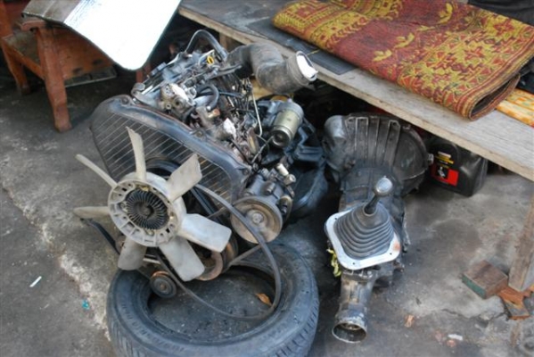 ขายเครื่อง 2Lพร้อมเกียร์