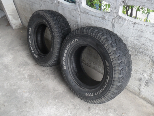 ยาง BFGoodrich 265/70R16 สวยๆ 1 คู่ ราคา 1700 บาท