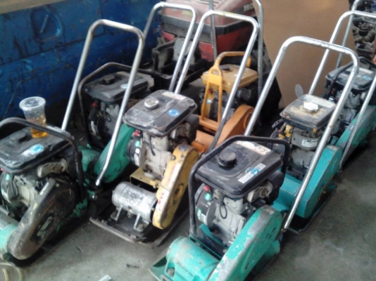 ขายเครื่องตบดินเก่าญี่ปุ่น 3-5 TON