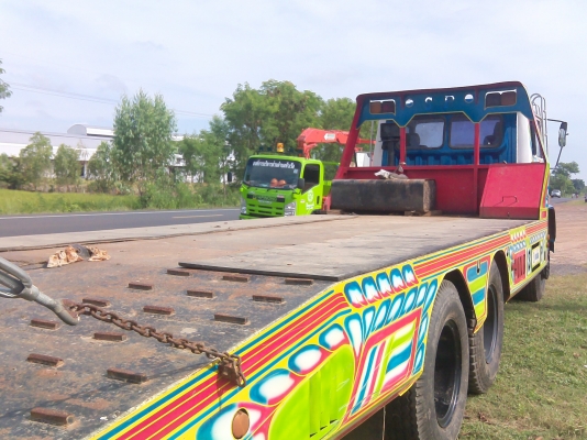 ขายเทลเลอร์ บรรทุกรถเกี่บว hini เครื่อง EH700 ราคา 680000 ต่อรองได้ครับ