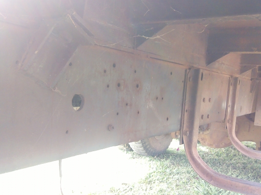 ขายเทลเลอร์ บรรทุกรถเกี่บว hini เครื่อง EH700 ราคา 680000 ต่อรองได้ครับ