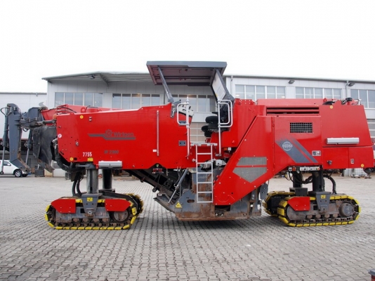 WIRTGEN  W2200  SN  0339