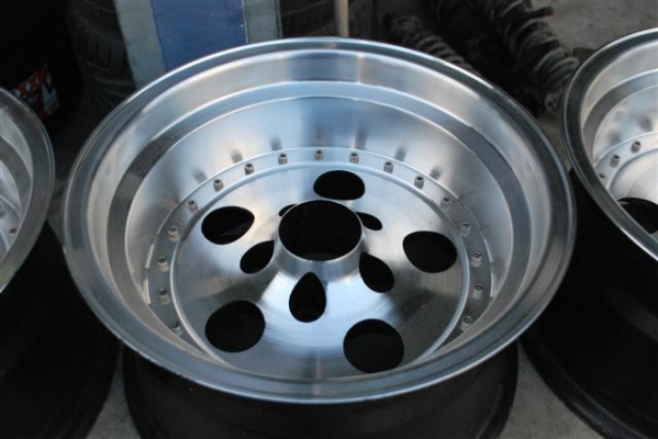 ขายล้อ RAY 5รู114.3 ออฟลึกๆ ขายล้อ RAY 5รู114.3 ออฟลึกๆ