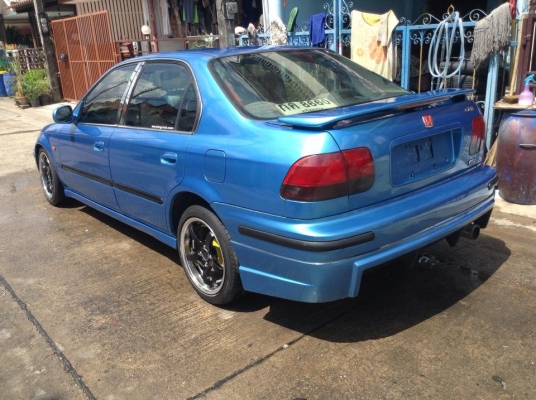 ขายครับ HONDA CIVIC ตาโต ปี 97 เครื่องดี V-TEC เกียรธรรมดา เหยีบพุ้งๆเหมาะกะ ขาซิ่ง รถบาง สีสวย ภายในพอได้ ช่วงล่างดี แอร หนาว ดิสสี่ล้อ ไฟฟ้าทั้งคัน แม็ก แต่ง หน้าตัดซอก ยุ่น แต่งมากำลังสวย พร้อมใช้ วิ่งไกล สบาย เติมน้ำมัน ขับหล่อได้เลยครับ 89000 ครับ 08