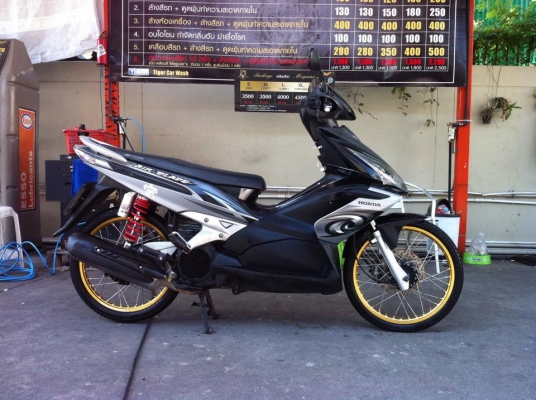 ขออนุญาติขาย Honda Airblade 110 โช๊ค YSS ตัว TOP โอนให้ฟรีครับ