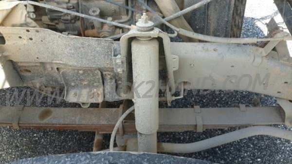 รถบรรทุก 6 ล้อ ISUZU Npr และ รถไถฟอร์ด 6610