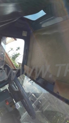 รถบรรทุก 6 ล้อ ISUZU Npr และ รถไถฟอร์ด 6610