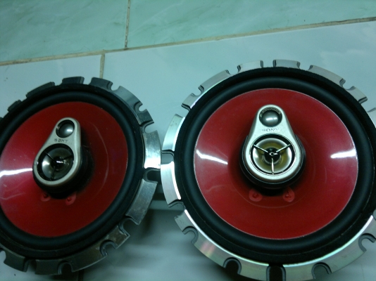 ลำโพงดอก SonY made in japan 6 นิ้ว เสียงกลางแหลม สภาพสวยครับ ลำโพงดอก SonY made in japan 6 นิ้ว เสียงกลางแหลม สภาพสวยครับ