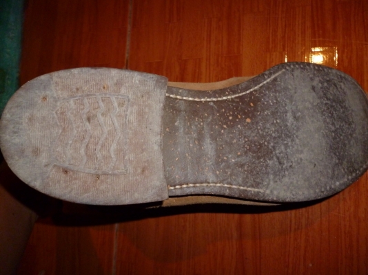 ขาย รองเท้าบุช สภาพดี พื้นเดิม เบอร์42