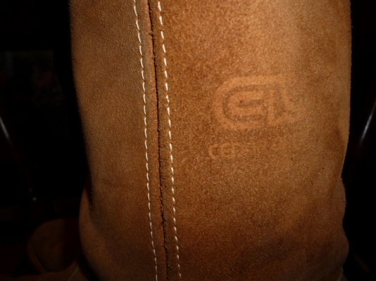 ขาย รองเท้าบุช สภาพดี พื้นเดิม เบอร์42