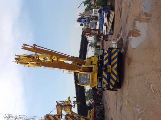 รถเครน25ตัน