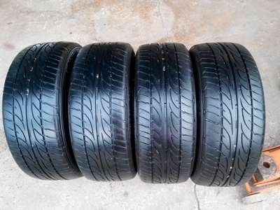 ยาง Dunlop 195/55/15 ปี12 กับ 13 อย่างละ2เส้น