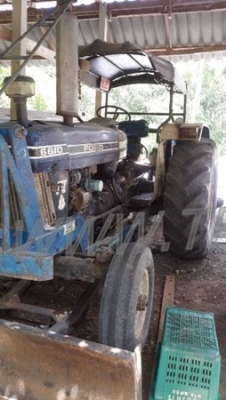 รถไถฟอร์ด6610เพลาเดียวเสื้อลาย