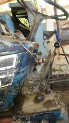 รถไถฟอร์ด6610เพลาเดียวเสื้อลาย