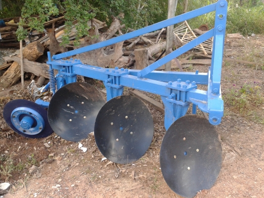 ขายผาน 3  รถไถใหญ่ฟอร์ด